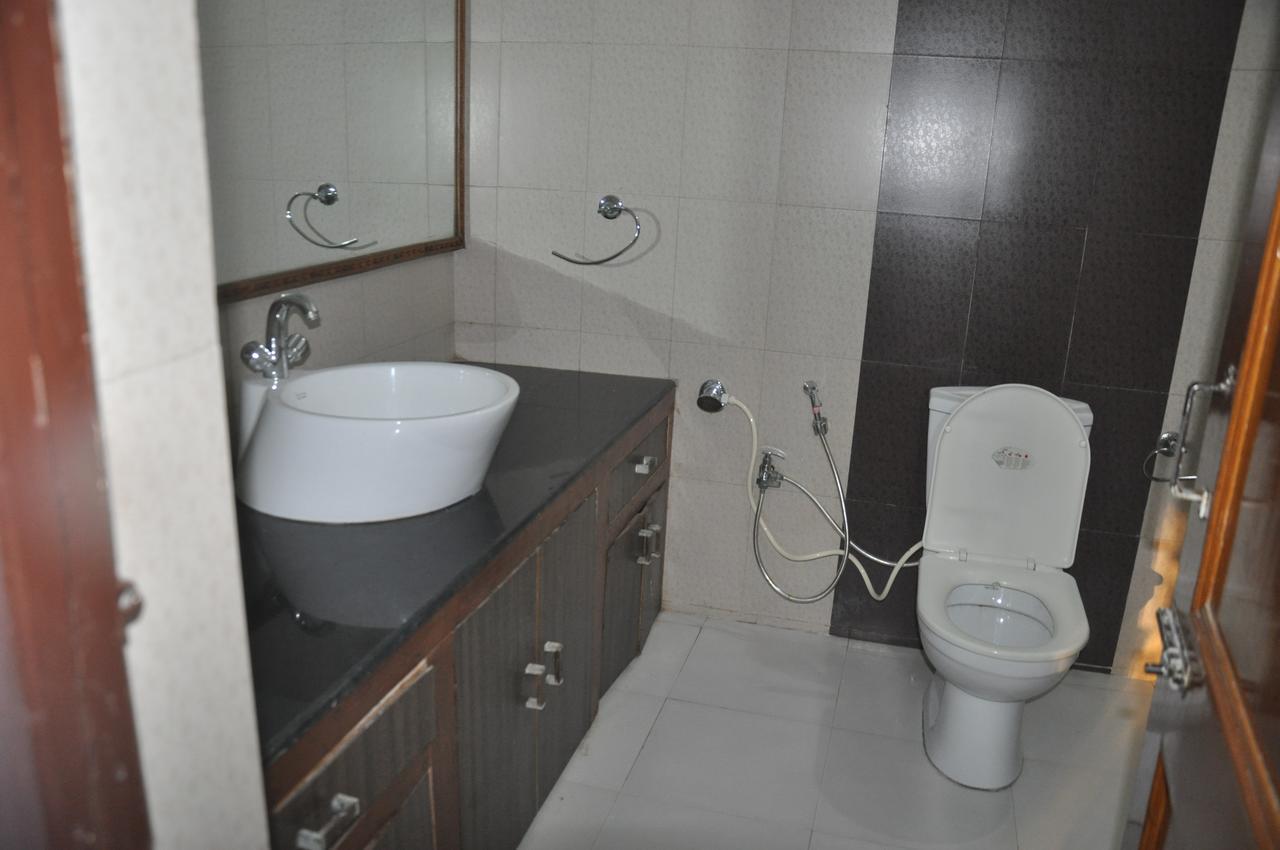 Hotel Eagle Nest Bharatpur Εξωτερικό φωτογραφία